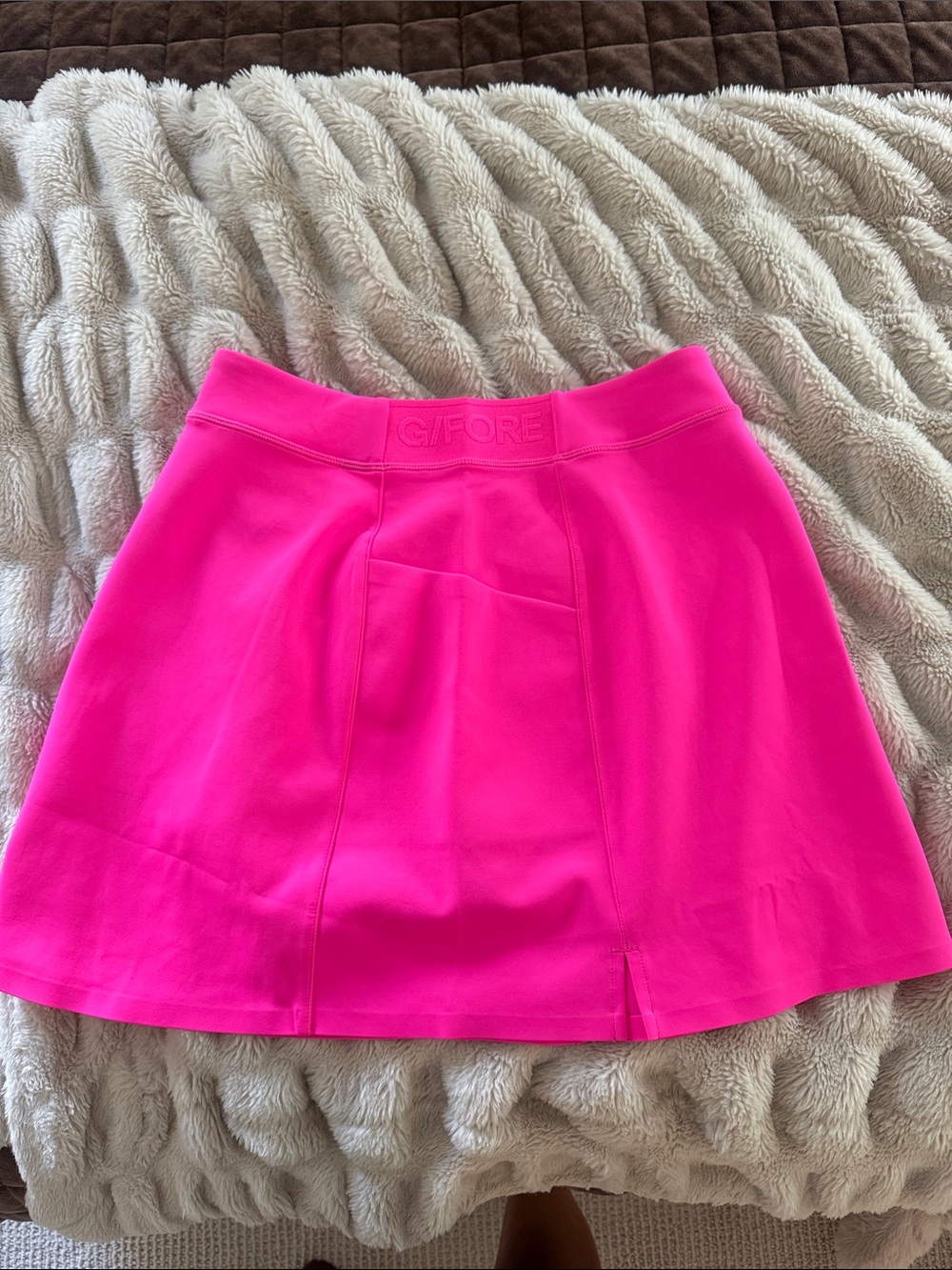 G/FORE Women’s Neon Pink Athletic Skirt - Picture 6 of 9